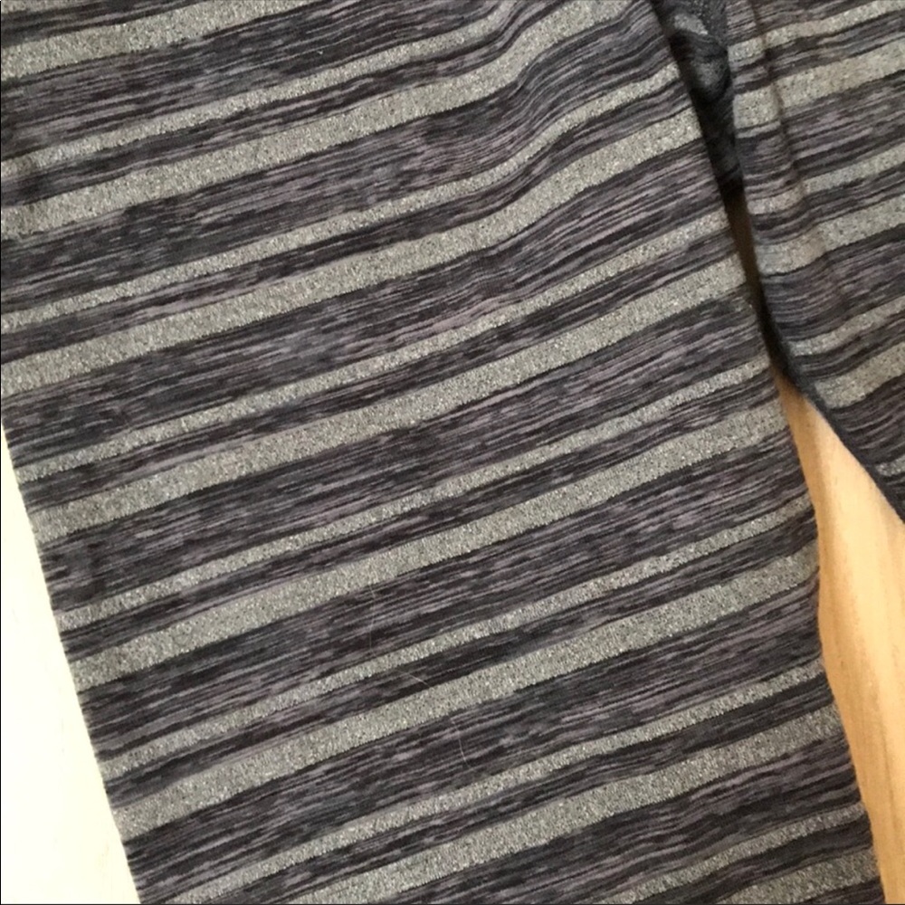 Striped wonder unders, size 4